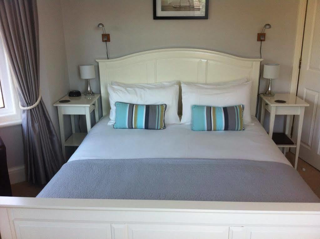 Arbour House B&B 스와니지 외부 사진